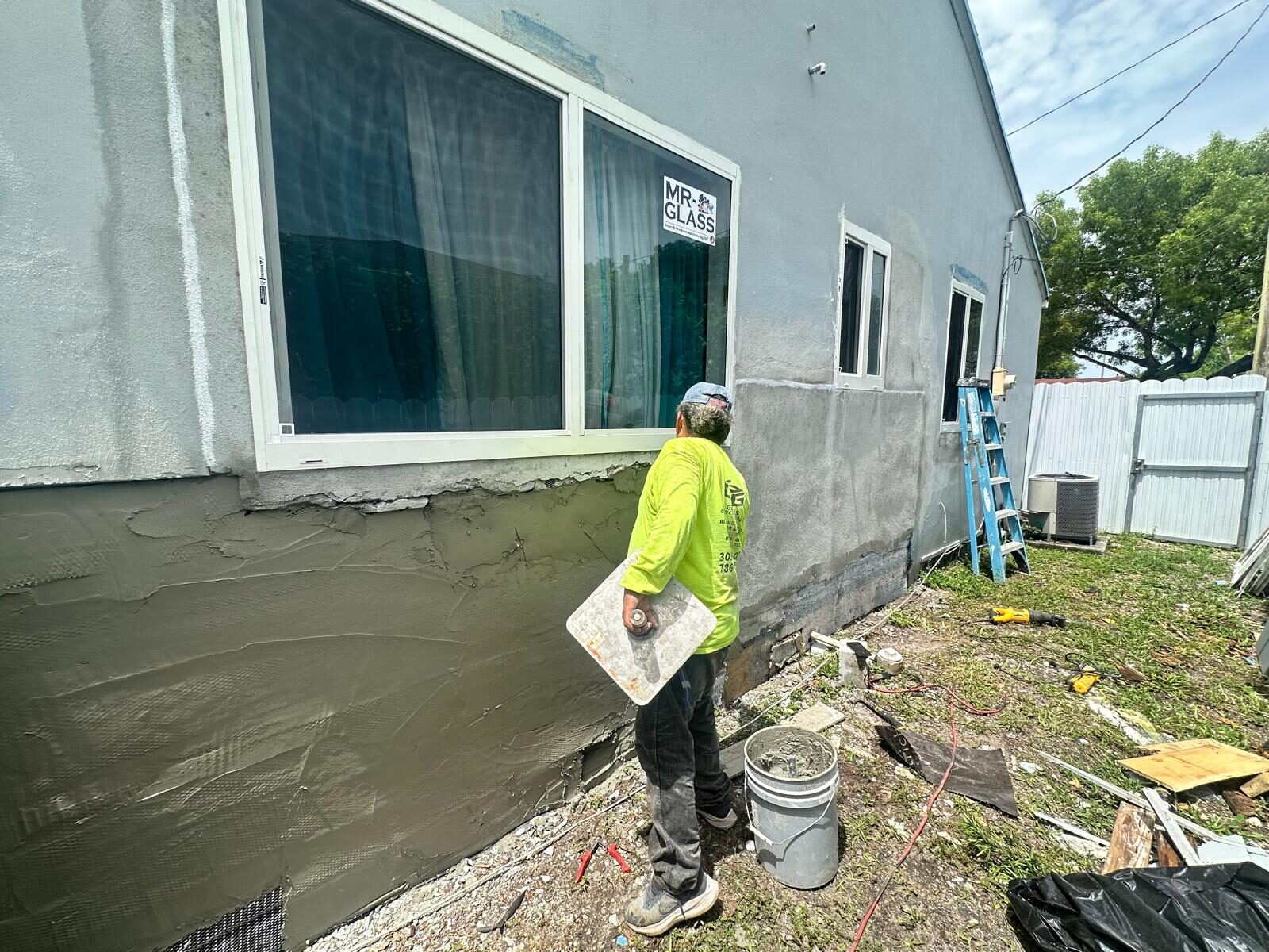Window install with fresh stucco work